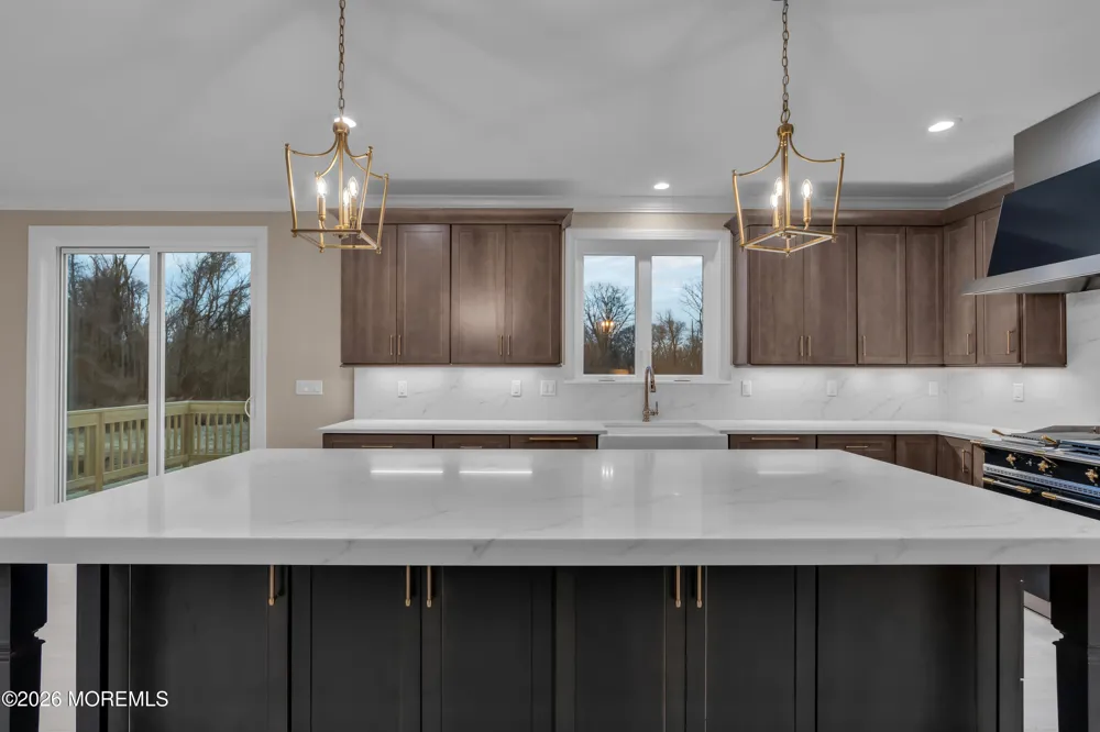 270 Berger Street Franklin, NJ 08873