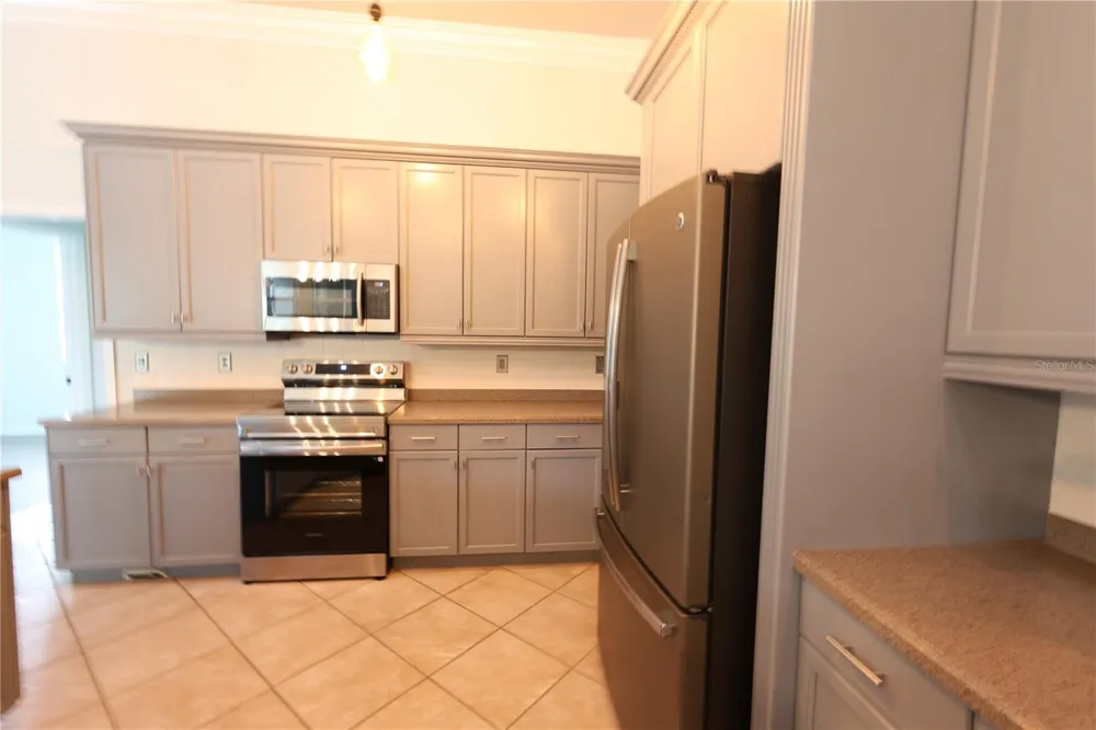 9826 WEATHER STONE PLACE Fort Myers, FL 33913