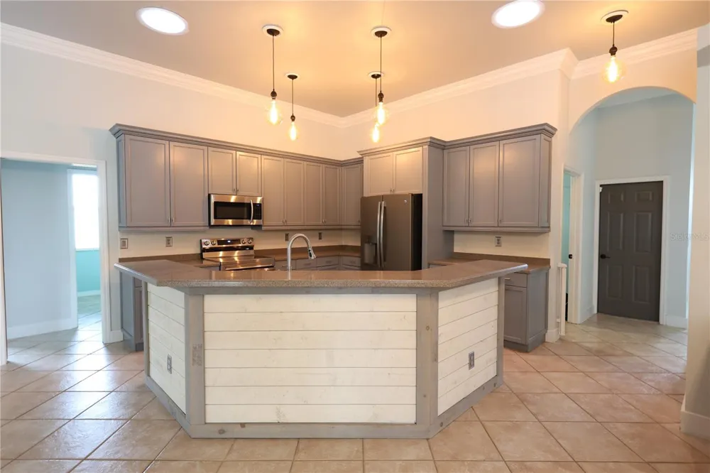 9826 WEATHER STONE PLACE Fort Myers, FL 33913