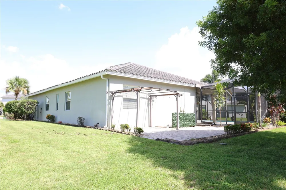 9826 WEATHER STONE PLACE Fort Myers, FL 33913