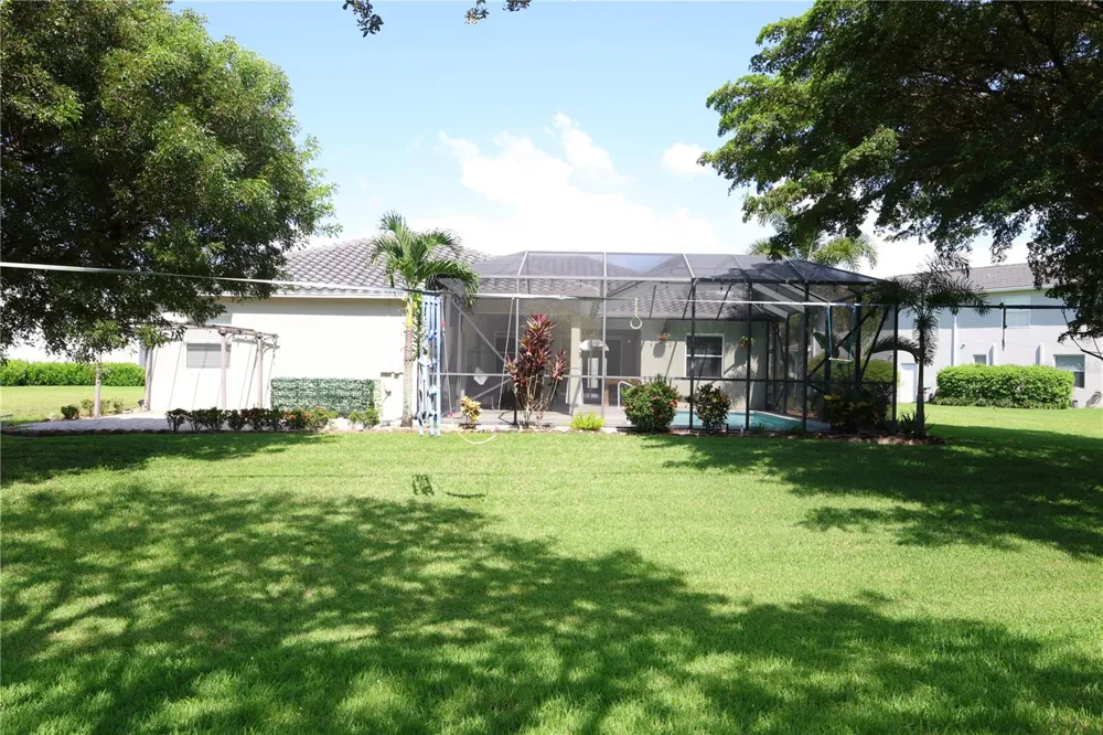 9826 WEATHER STONE PLACE Fort Myers, FL 33913