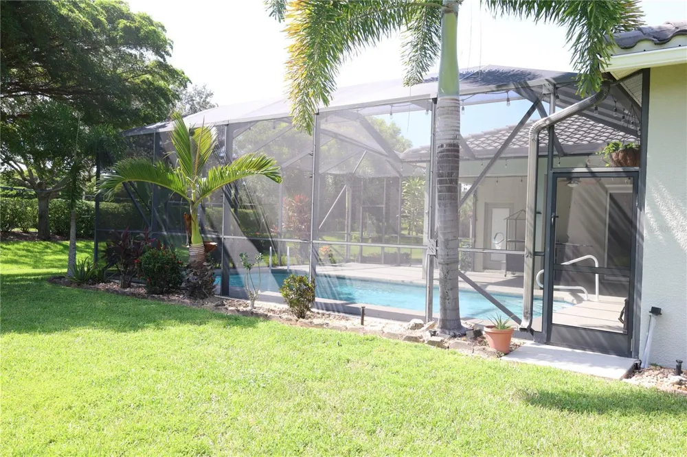 9826 WEATHER STONE PLACE Fort Myers, FL 33913