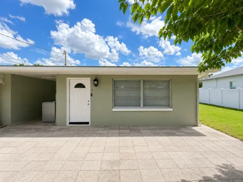 5039 OLD CHENEY HIGHWAY #B
