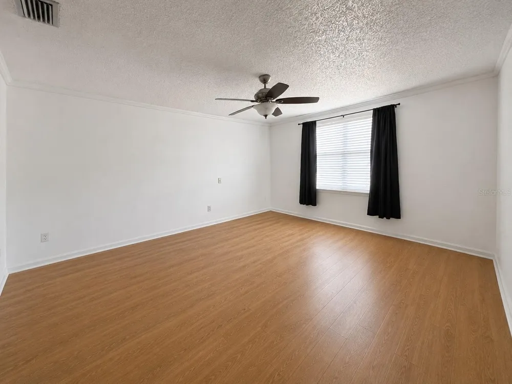 5039 OLD CHENEY HIGHWAY #B Orlando, FL 32807