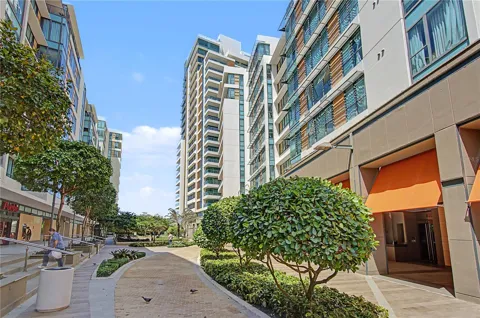 1511 PONCE DE LEON #821