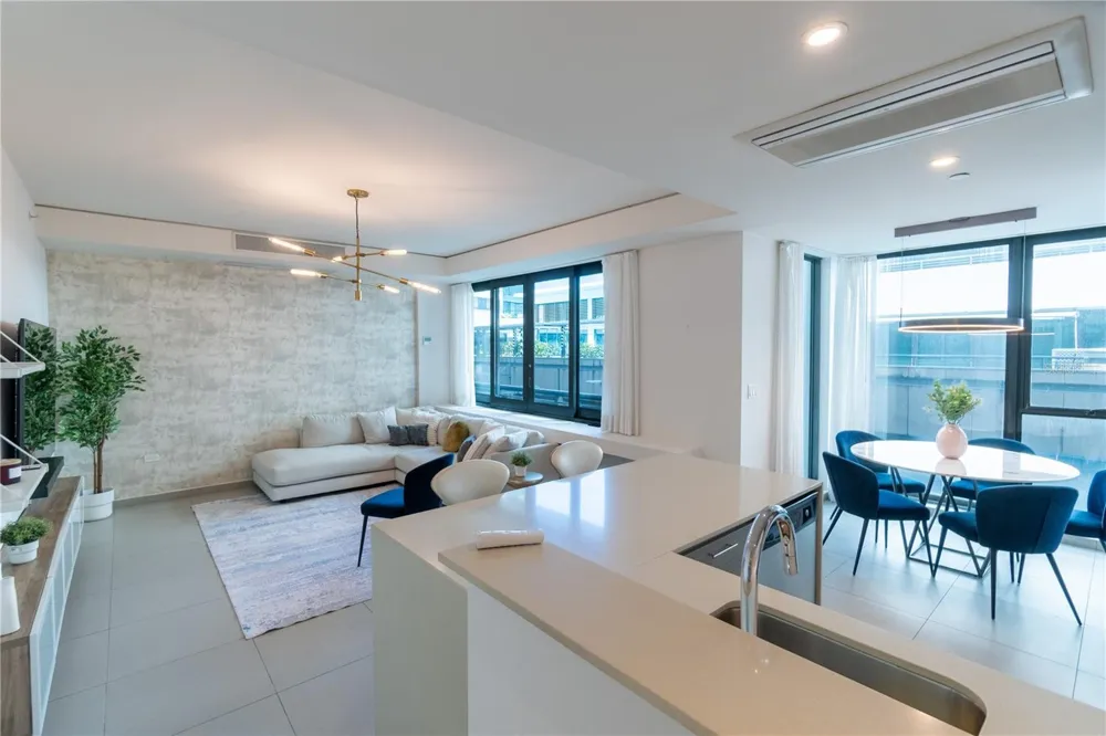 1511 PONCE DE LEON #821 San Juan, PR 00909