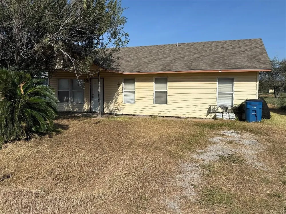106 Marilyn Drive Gregory, TX 78359