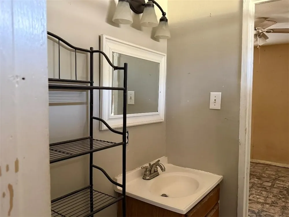 106 Marilyn Drive Gregory, TX 78359