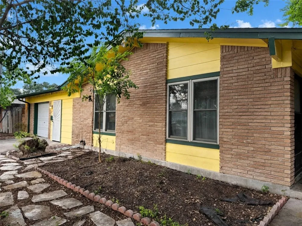 814 Crestview Drive Corpus Christi, TX 78412