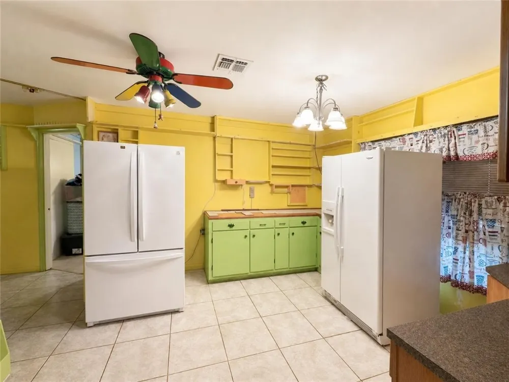 814 Crestview Drive Corpus Christi, TX 78412