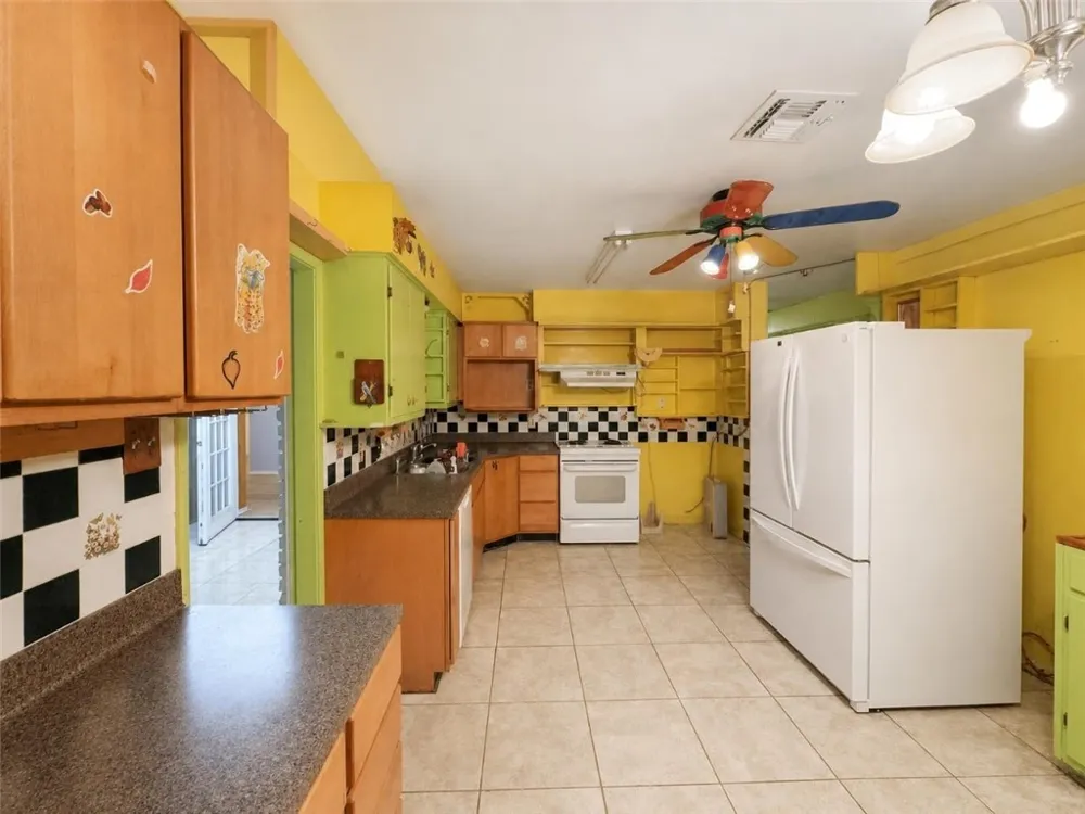 814 Crestview Drive Corpus Christi, TX 78412