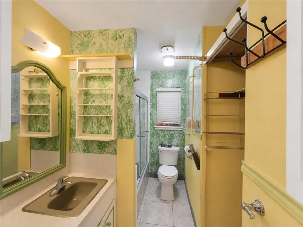 814 Crestview Drive Corpus Christi, TX 78412