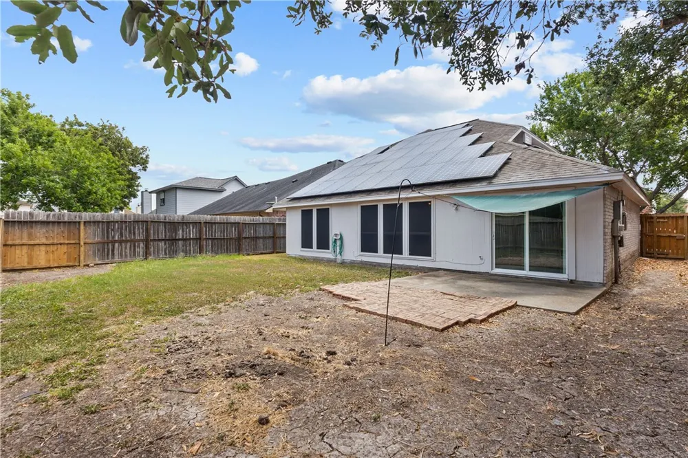 7609 Timber Crest Drive Corpus Christi, TX 78413