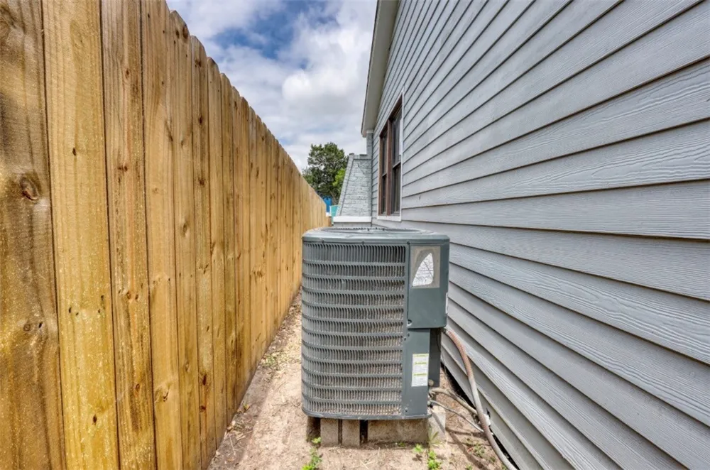 1138 Golla Drive Corpus Christi, TX 78407