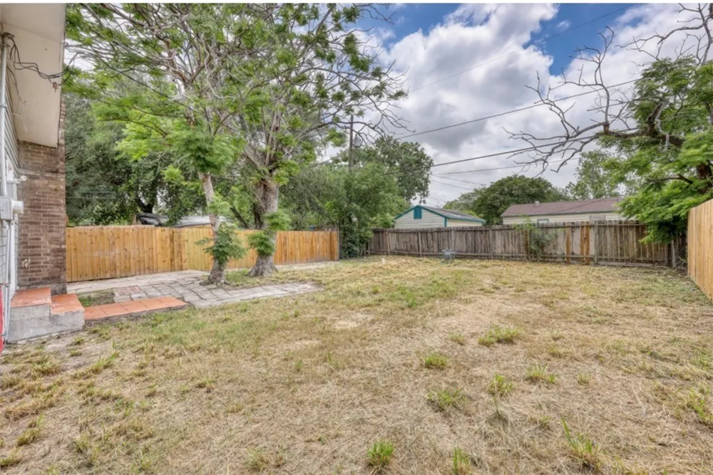 1138 Golla Drive Corpus Christi, TX 78407