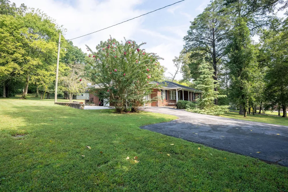 13857 Main Street Trenton, GA 30752