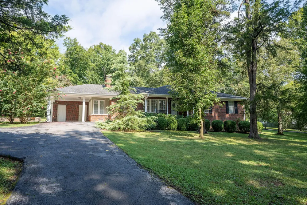 13857 Main Street Trenton, GA 30752