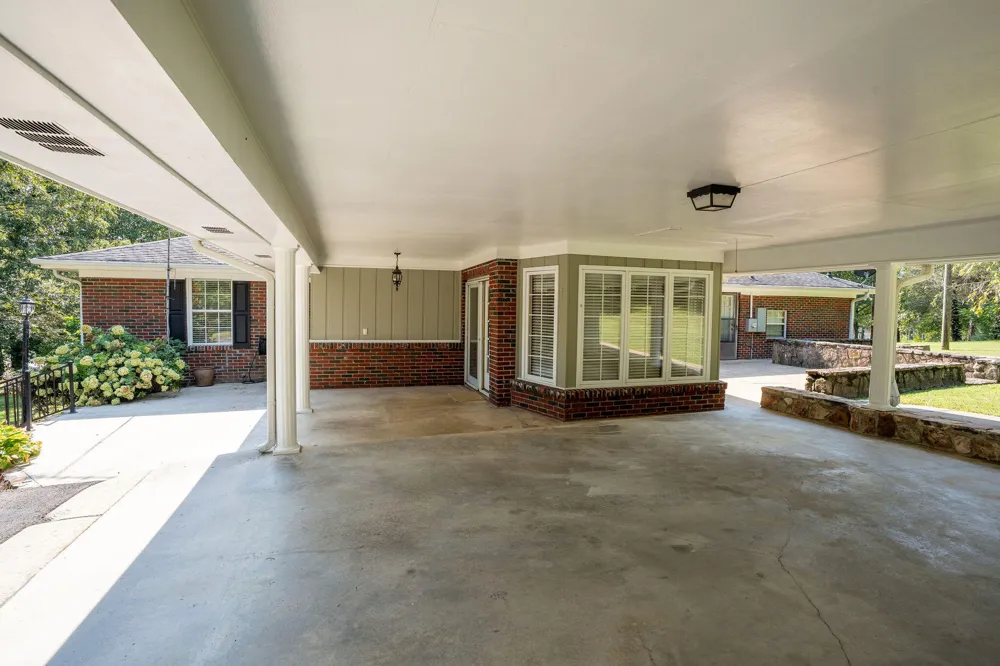 13857 Main Street Trenton, GA 30752