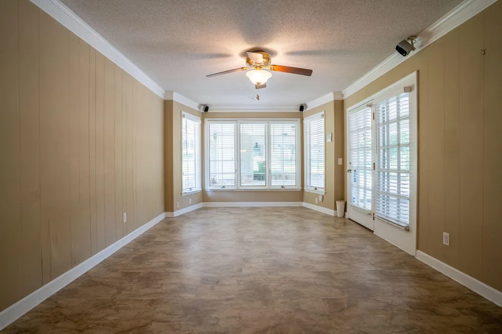 13857 Main Street Trenton, GA 30752