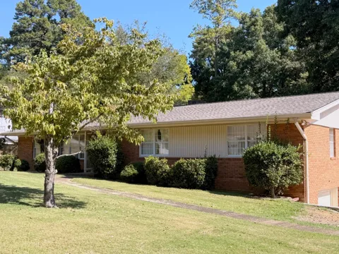5842 Northshore Drive