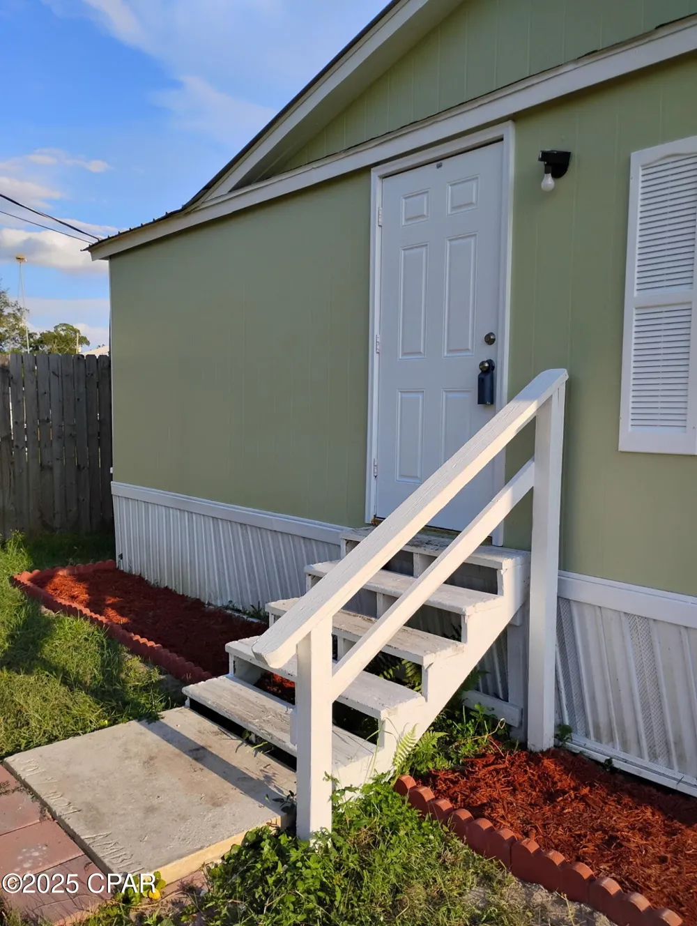 1614 2nd Street Panama City, FL 32409