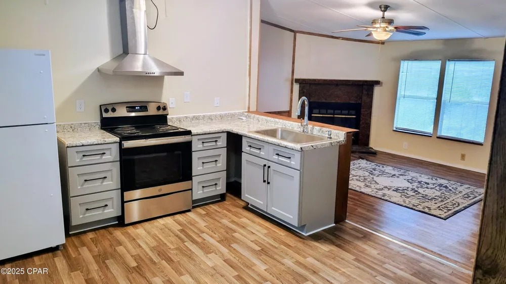 1614 2nd Street Panama City, FL 32409