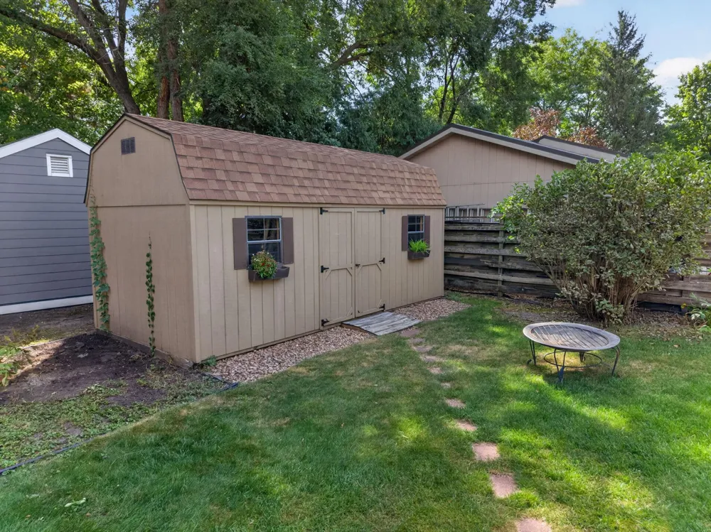 408 Sunrise Drive Litchfield, MN 55355