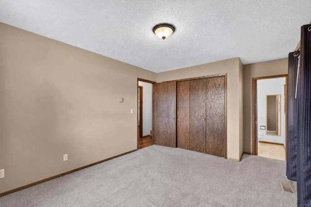 408 Sunrise Drive Litchfield, MN 55355
