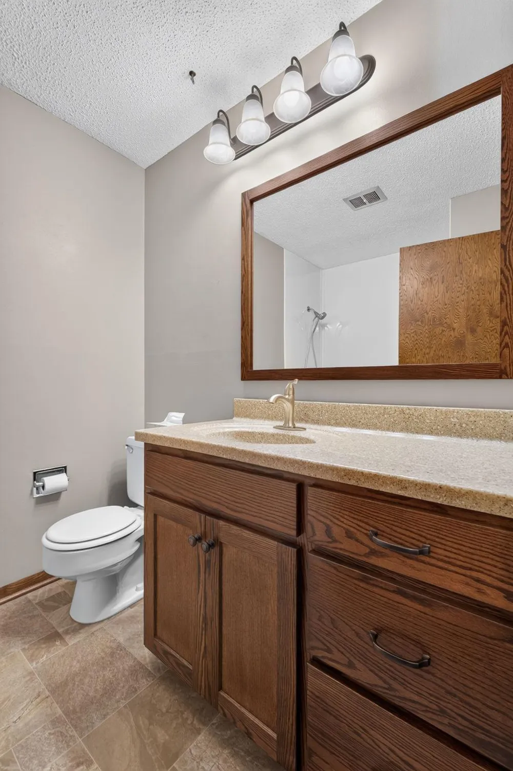 408 Sunrise Drive Litchfield, MN 55355