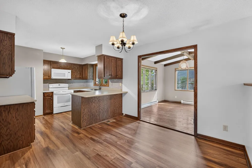 408 Sunrise Drive Litchfield, MN 55355