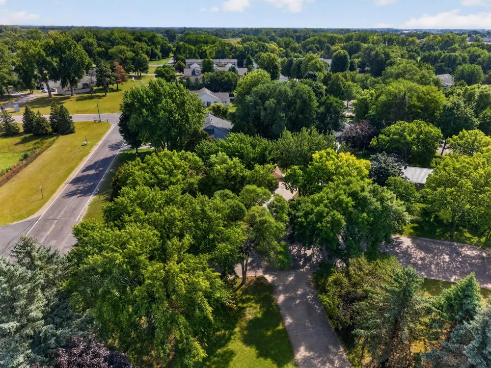 408 Sunrise Drive Litchfield, MN 55355