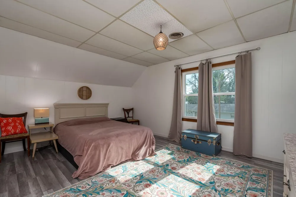 1041 Quincy Street North Mankato, MN 56003
