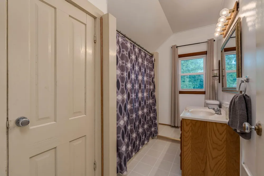 1041 Quincy Street North Mankato, MN 56003