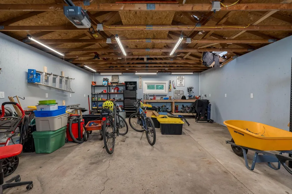 1041 Quincy Street North Mankato, MN 56003