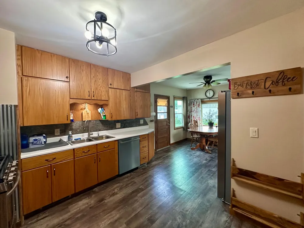 2934 Oak Avenue Slayton, MN 56172
