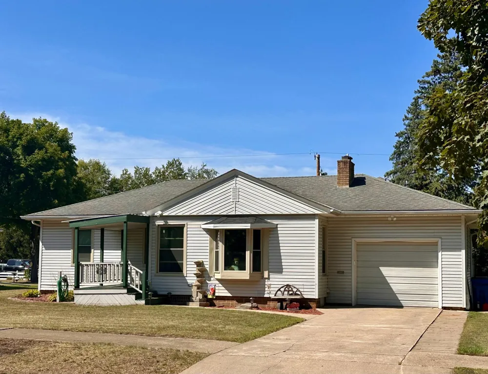 2934 Oak Avenue Slayton, MN 56172