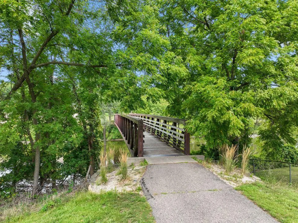 874 Stoneridge Parkway Dundas, MN 55019