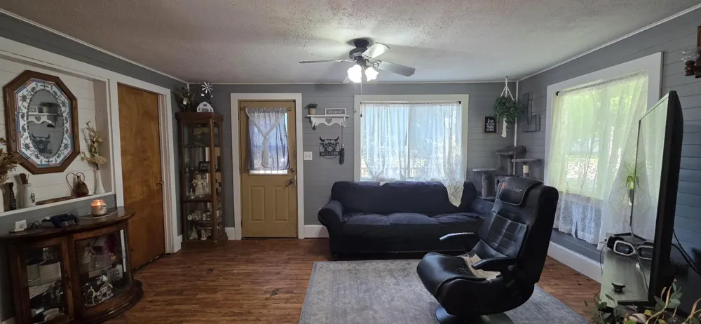 805 4th Street NE Valley City, ND 58072