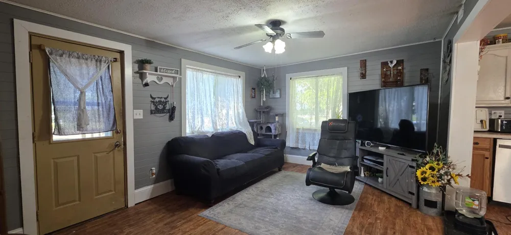805 4th Street NE Valley City, ND 58072