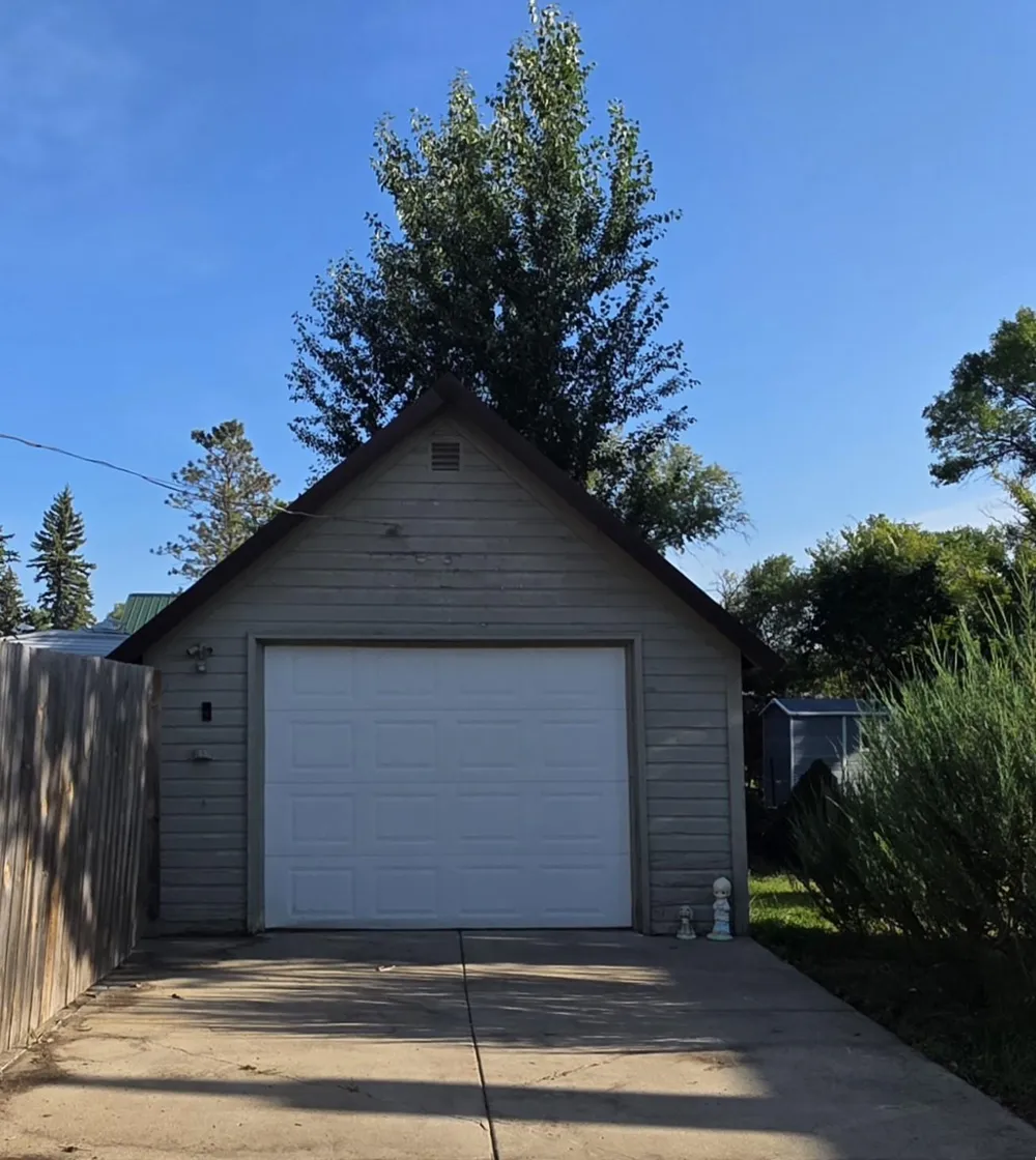 805 4th Street NE Valley City, ND 58072