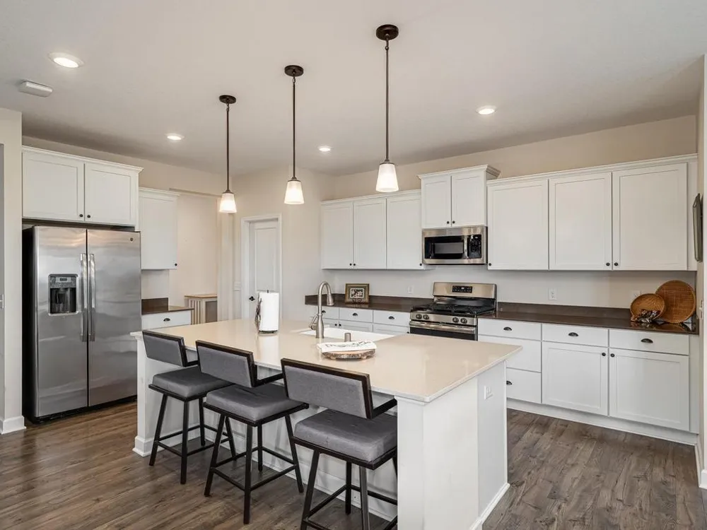 11516 Brookview Drive Maple Grove, MN 55311