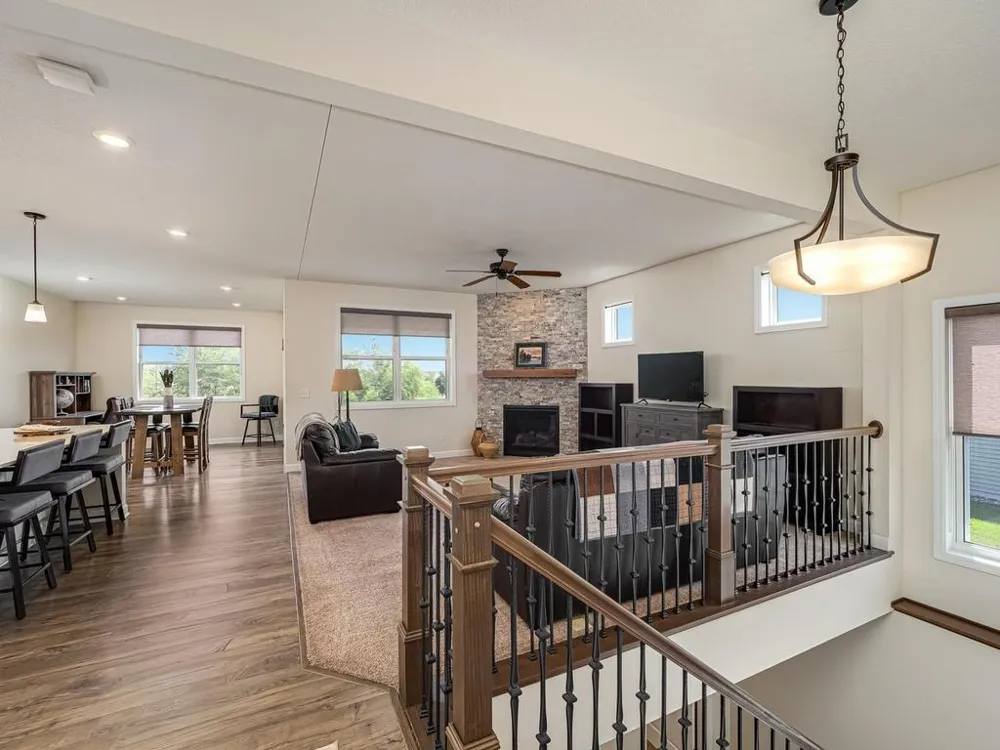 11516 Brookview Drive Maple Grove, MN 55311
