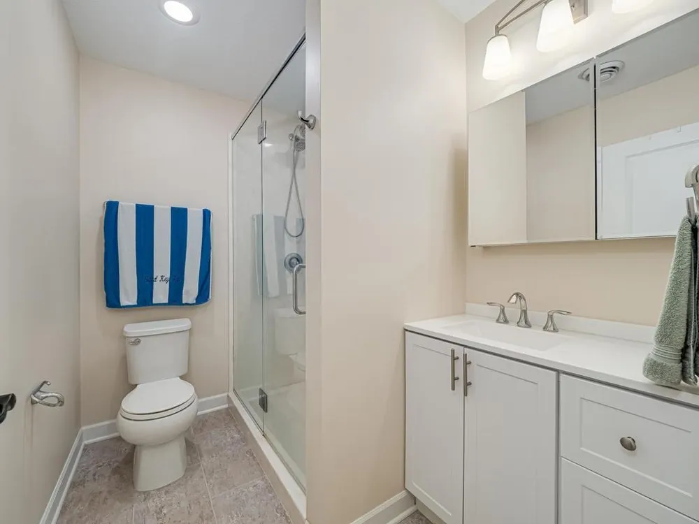 11516 Brookview Drive Maple Grove, MN 55311