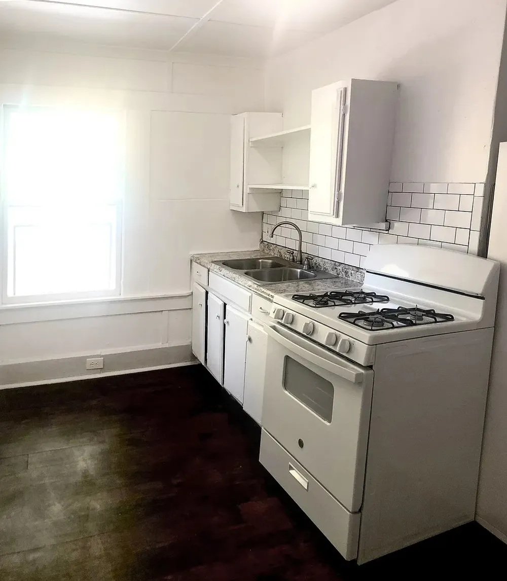 3715 Travis Avenue #C Fort Worth, TX 76110