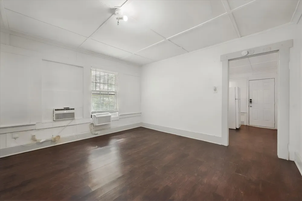 3715 Travis Avenue #C Fort Worth, TX 76110