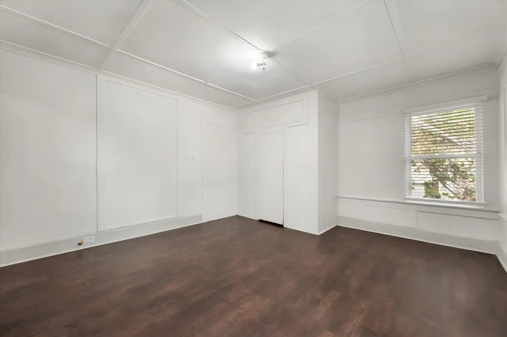 3715 Travis Avenue #C Fort Worth, TX 76110