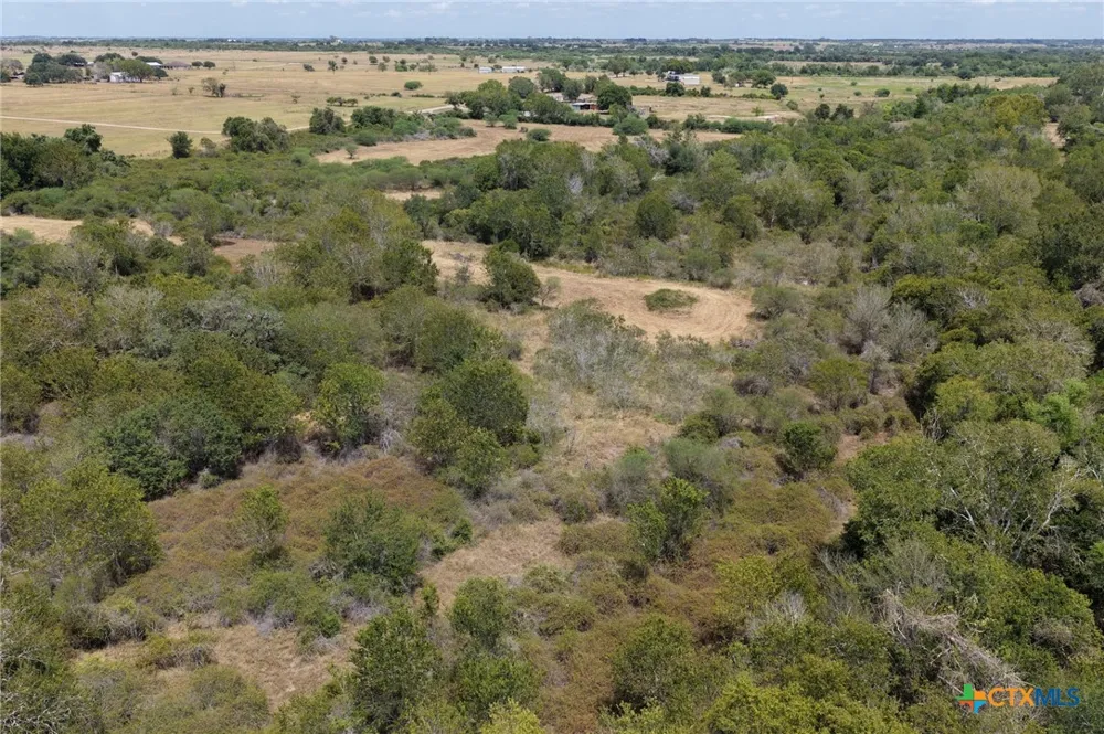 County Road 322 Shiner, TX 77984