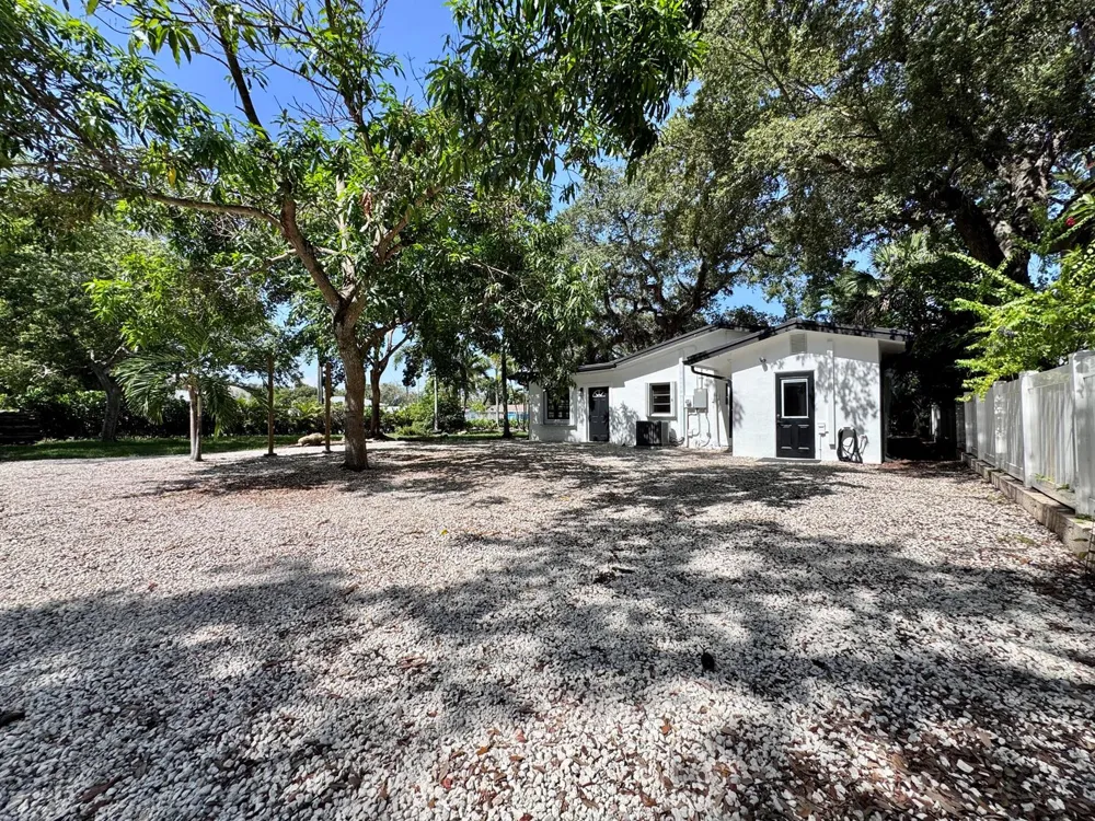 2390 SW 18th Avenue Fort Lauderdale, FL 33315
