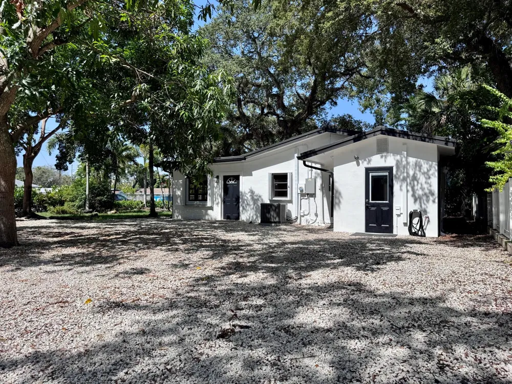 2390 SW 18th Avenue Fort Lauderdale, FL 33315