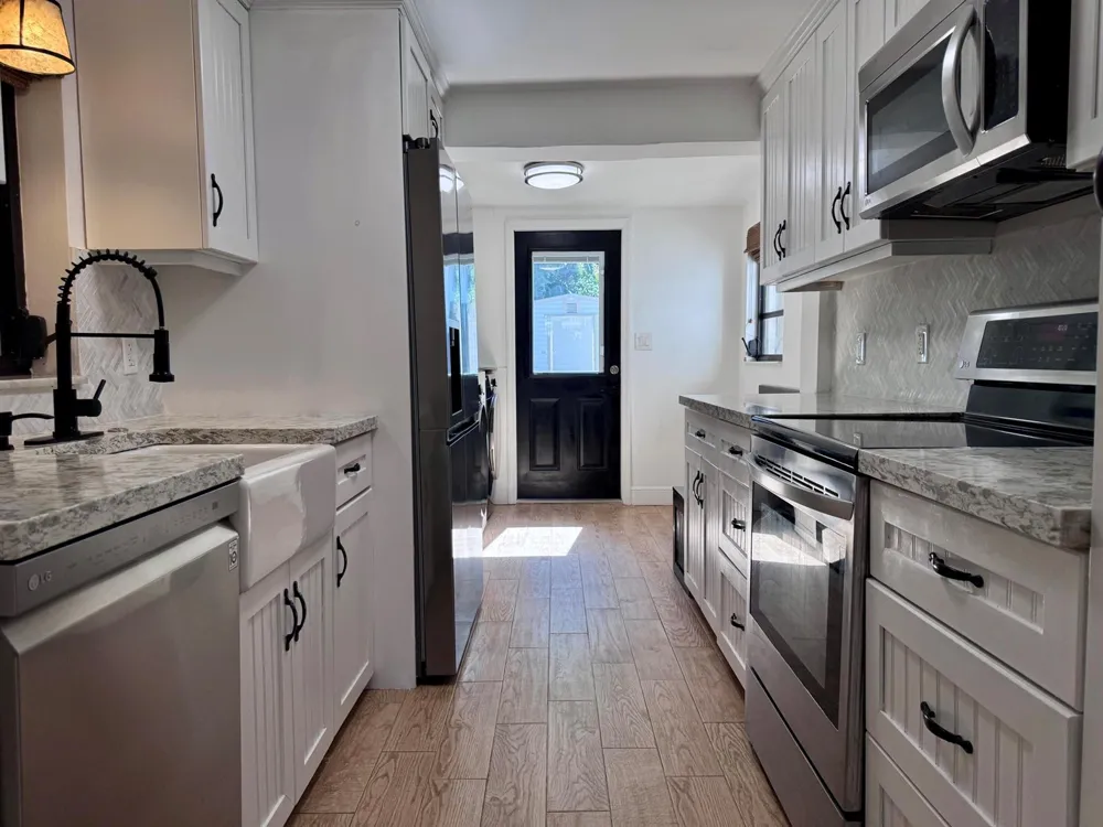 2390 SW 18th Avenue Fort Lauderdale, FL 33315